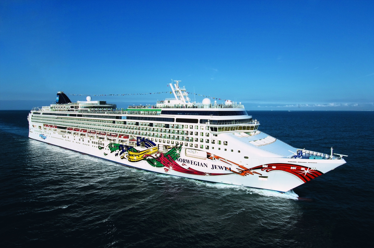 the norwegian jewel cruise ship