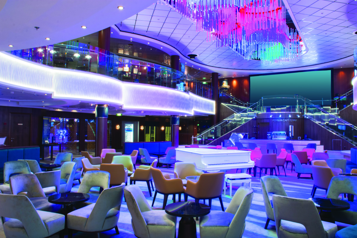 Norwegian Jewel Atrium